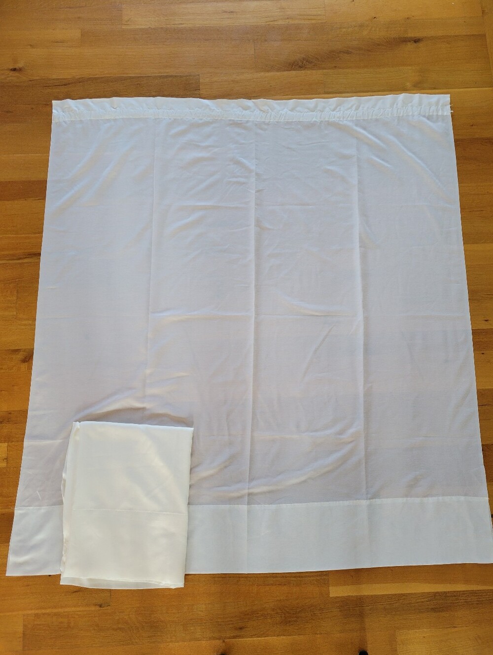 Set of two panel curtains